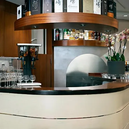 Mirage Hotel 3*